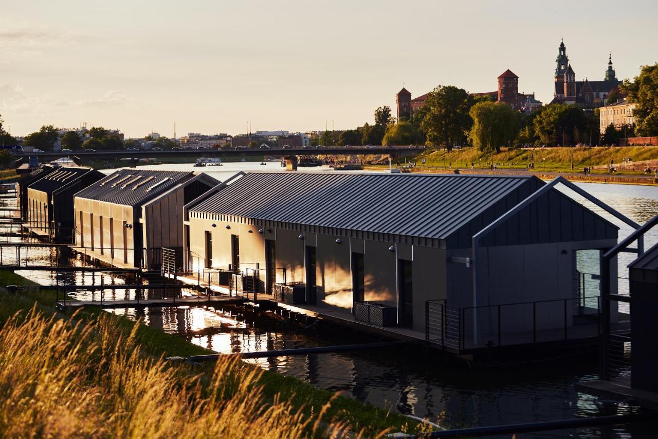 Aparthotel New Port - Premium Floating 4*